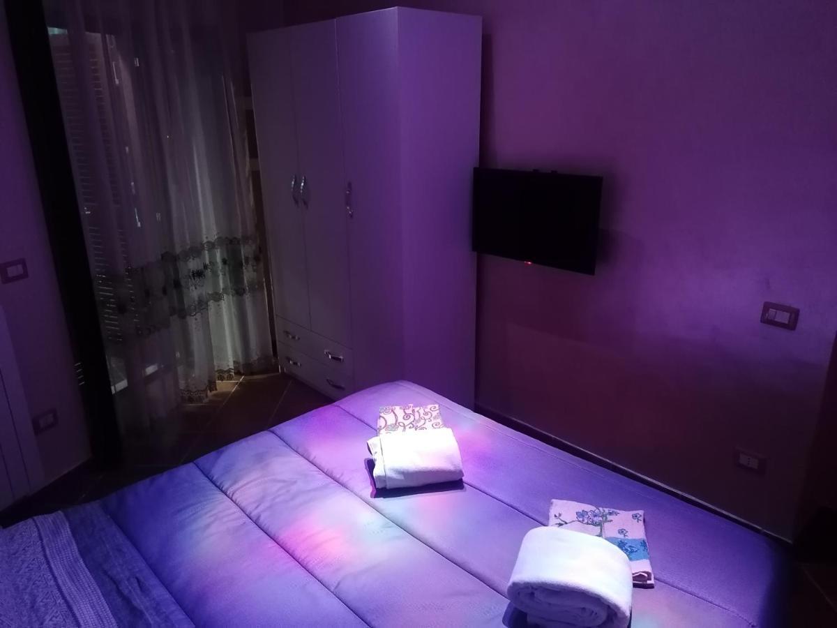 那不勒斯Casa Amelia住宿加早餐旅馆 外观 照片
